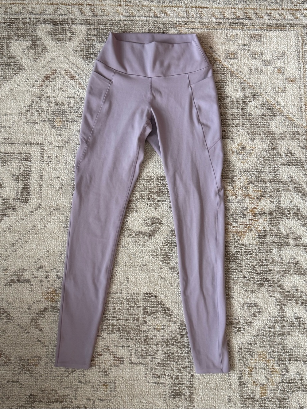 Woman’s Uniqlo Lavender Leggings